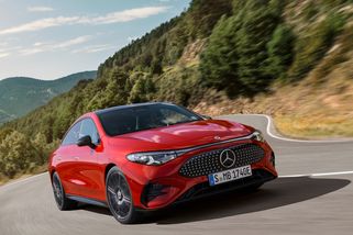 Test Mercedes CLA electric: 792 km dojezdu a nabíjení 320 kW. Proč i tak dostal od recenzentů jen 8 z 10?